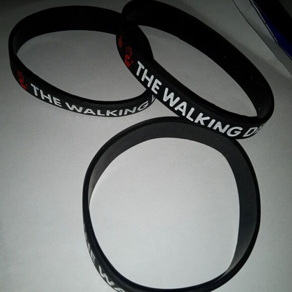 Walking dead bracelet bundle #3 - Picture 2 of 2